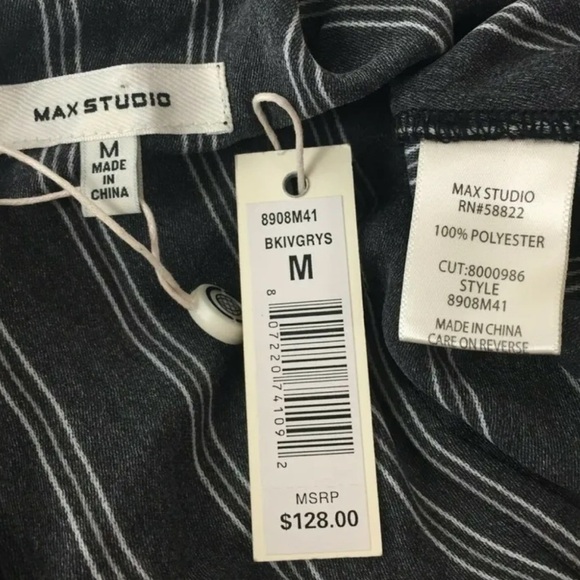 ⭐️MaxStudio,Instantly Slimming V-Neck Pantsuit,Firm Price,Adorable MSRP $130 - Picture 5 of 9